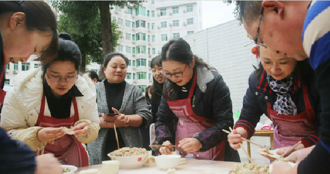 全体总动员：包饺子