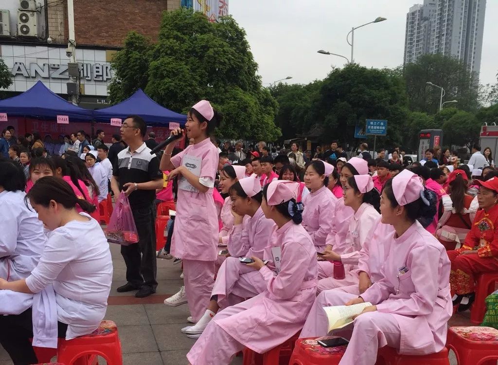 我院积极参与爱国卫生月宣传活动