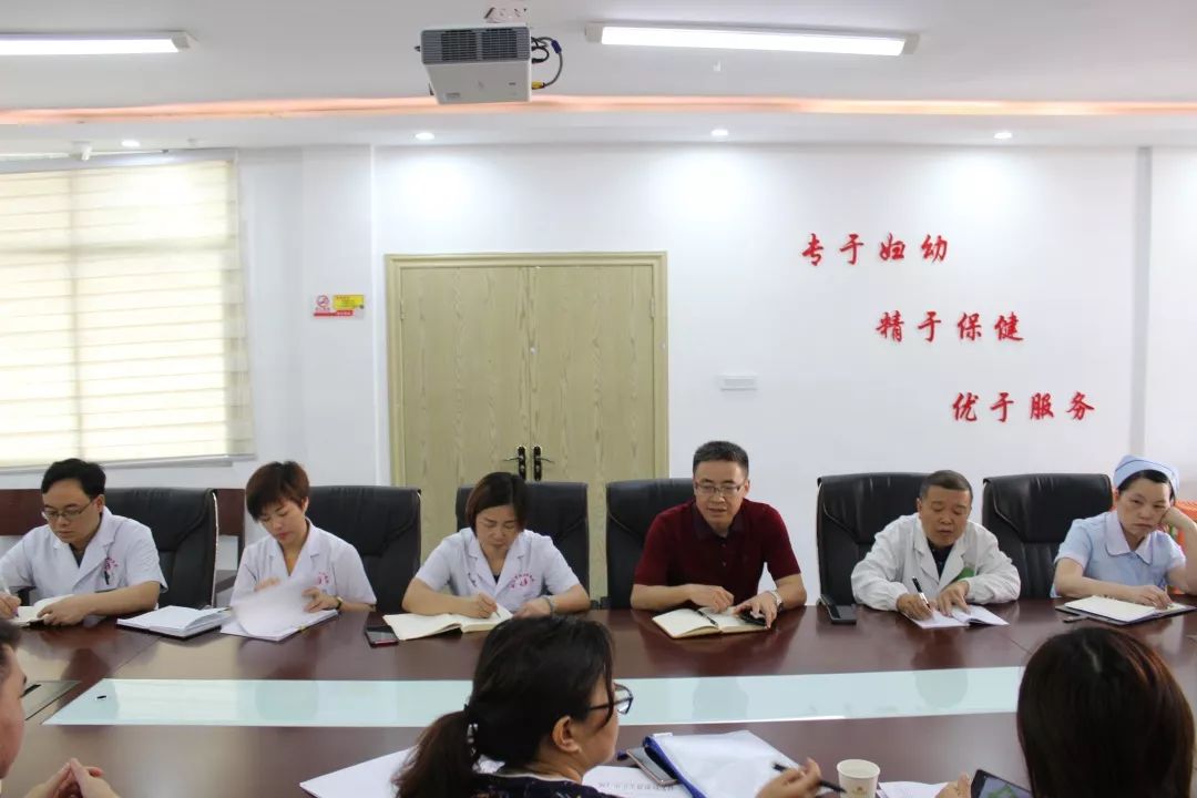 铜仁市医疗机构感染防控工作专项检查组深入我院督导检查