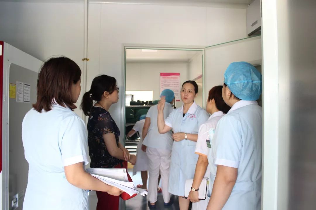 铜仁市医疗机构感染防控工作专项检查组深入我院督导检查