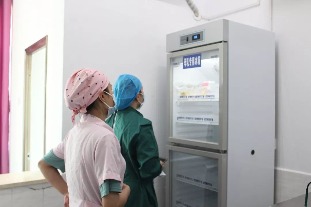 铜仁市医疗机构感染防控工作专项检查组深入我院督导检查