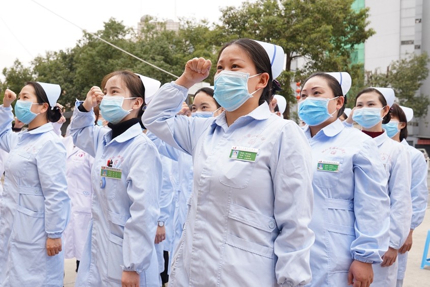 【众志成城抗疫情】白衣天使战疫魔，妇幼卫士展担当