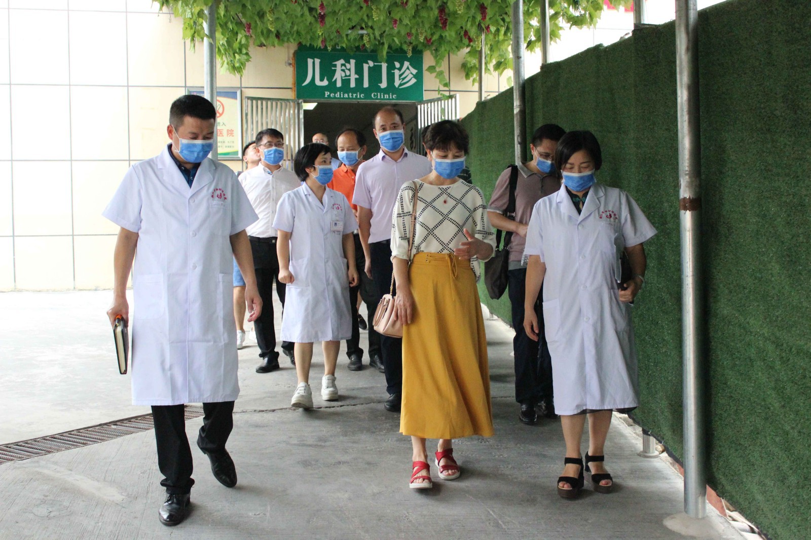 贵州省小儿外科医疗质控中心专家莅临我院指导工作