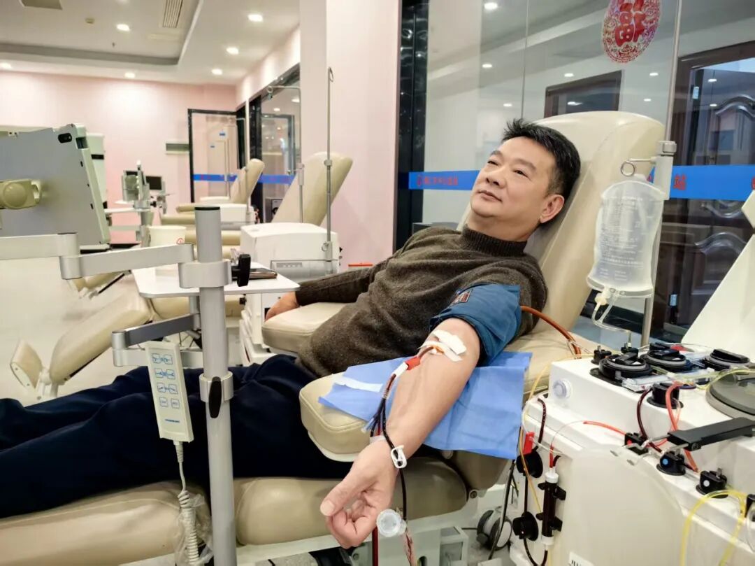 铜仁市妇幼保健院组织职工无偿献血