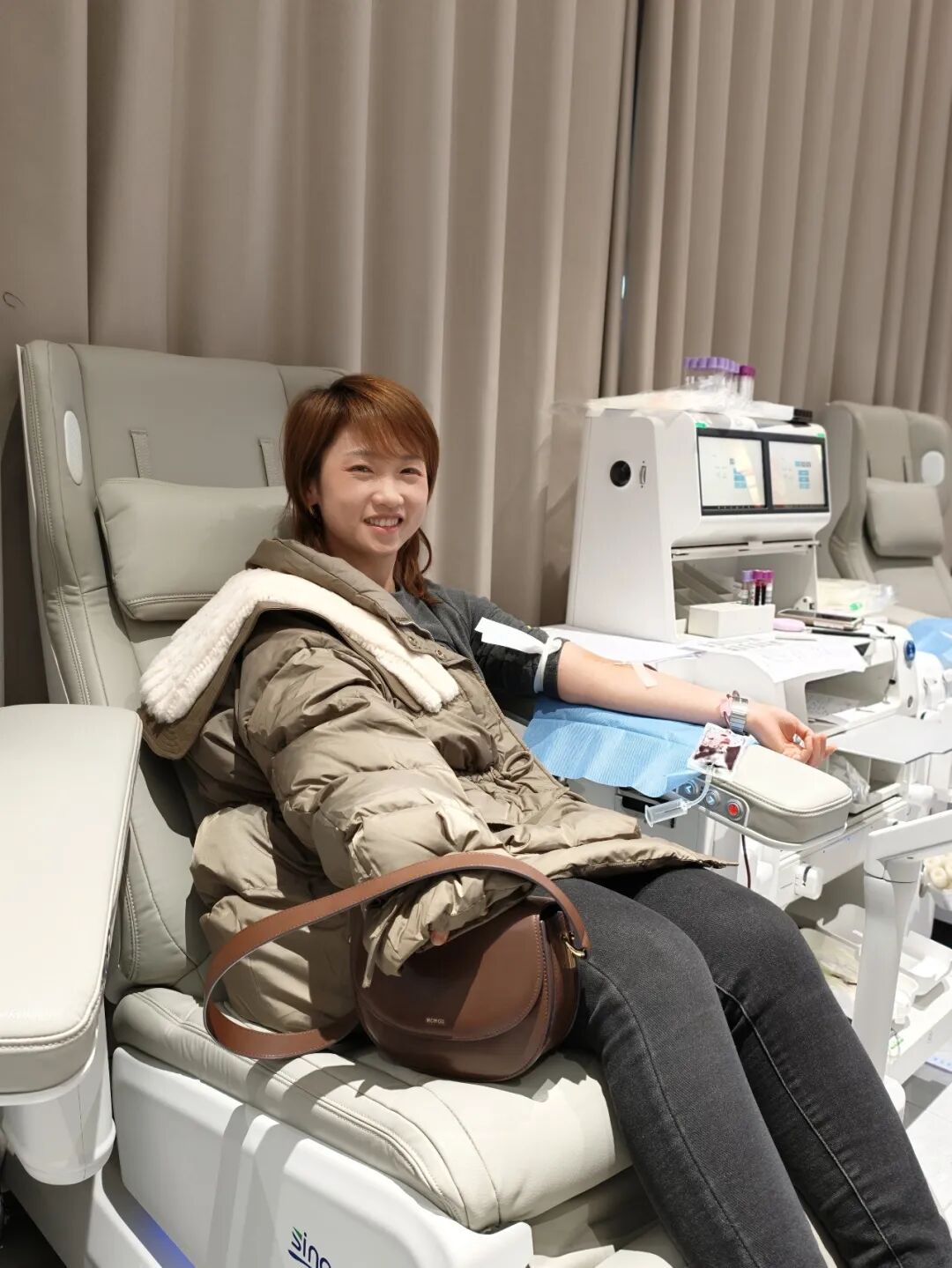 铜仁市妇幼保健院组织职工无偿献血