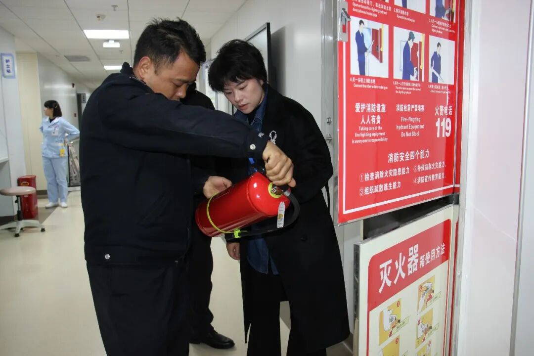 铜仁市妇幼保健院开展元旦节前安全生产大检查 筑牢妇女儿童健康安全防线