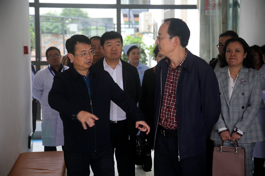 市委常委、市委宣传部部长夏虹对我院开展创卫病媒生物防制专项工作进行督导