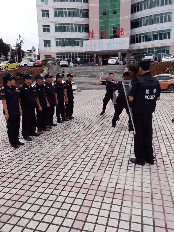 我院开展反恐应急演练