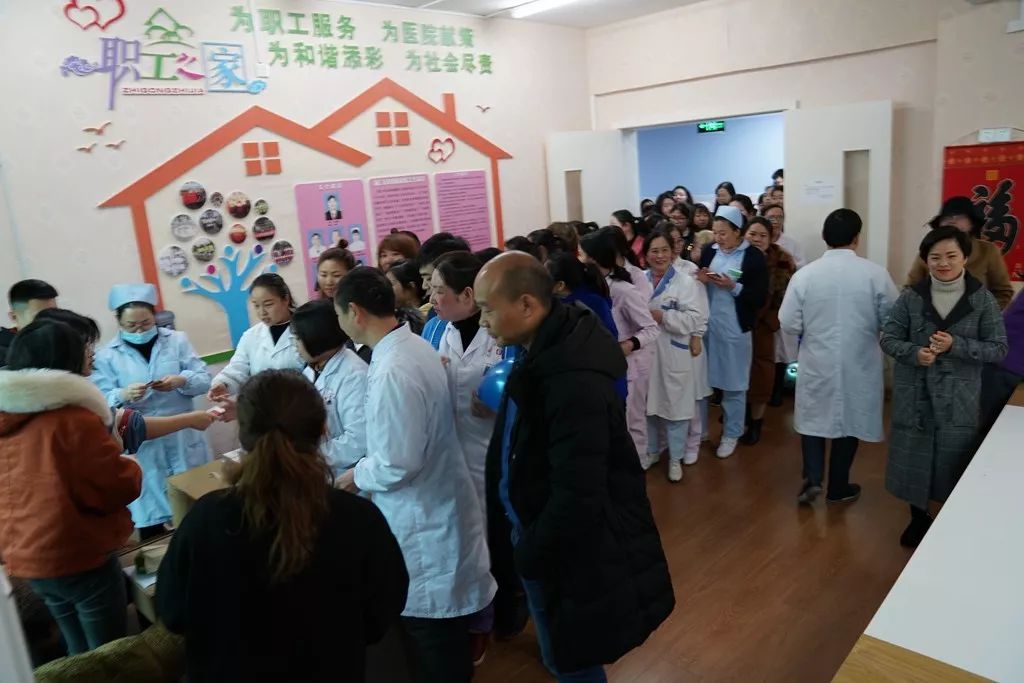 铜仁市妇幼保健院工会组织开展庆“三八”妇女节趣味活动