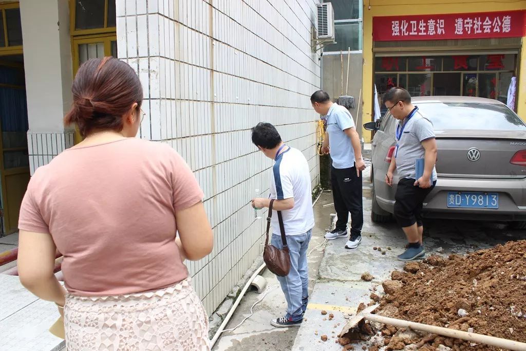 碧江区卫健局、碧江区环保局一行深入我院开展创建国家卫生城市检查