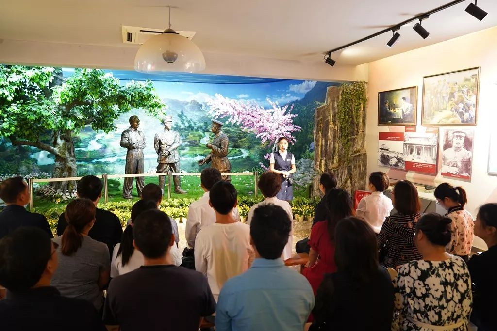 市妇幼保健院党总支组织全院党员开展革命传统教育