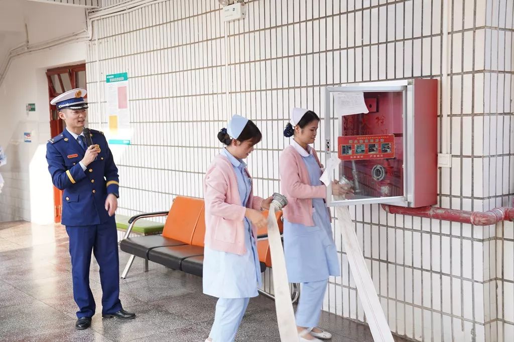 铜仁市妇幼保健院开展消防安全能力培训及应急演练