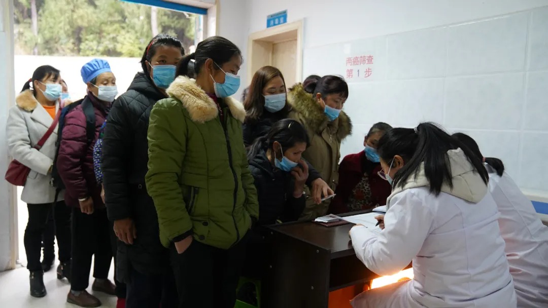 乡村振兴，健康先行——铜仁市妇幼保健院党总支赴大坪乡开展义诊活动