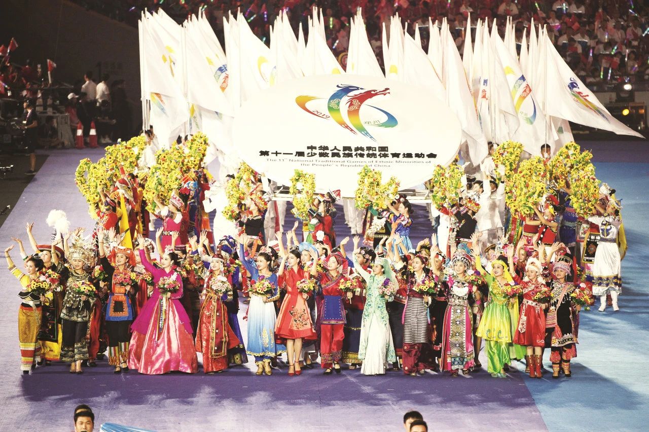 【民族团结一家亲】在这个盛会上，民族团结是最高的奖杯