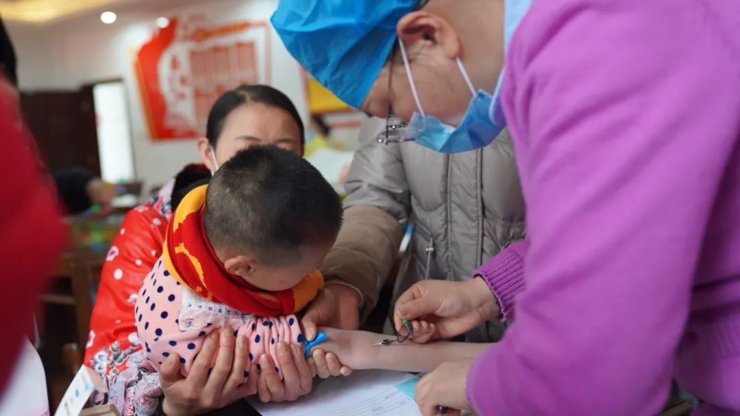 【新闻】情系福利院，爱心暖童心——铜仁市妇幼保健院走进市福利院开展儿童健康体检