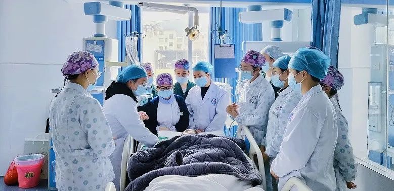 铜仁市卫健局：以“五加强”促“五提升”全面提升县级公立医院服务质量