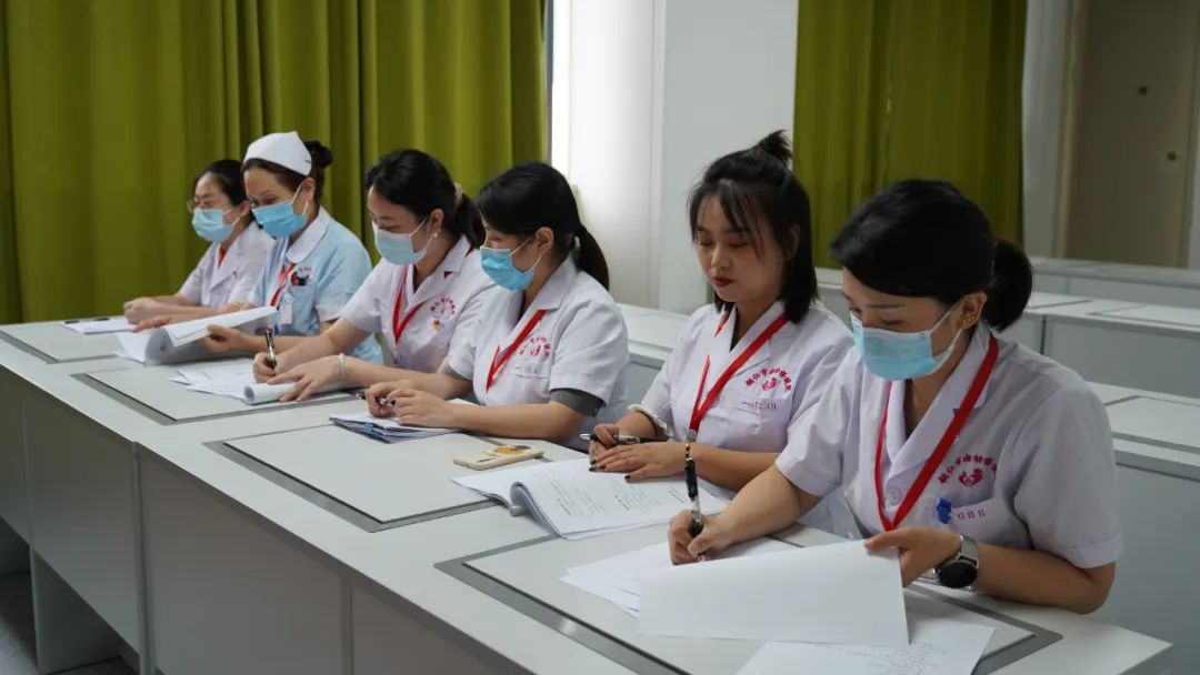 【新闻】巾帼心向党，奋进新征程——铜仁市妇幼保健院顺利召开妇女第一次代表大会暨第一届妇委会第一次全体会议