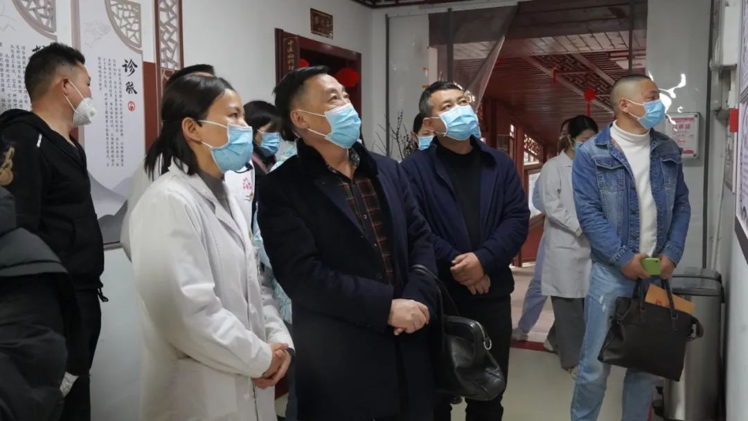 妇幼一家亲！黔西南州妇幼保健院吴营兴一行到我院调研参观
